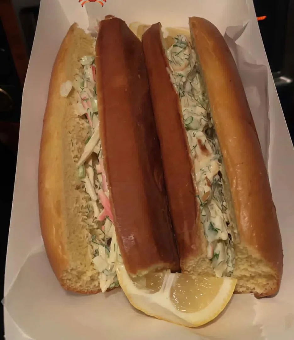 Shrimp & Crab sandwich - سندويش القبقب و الربيان
